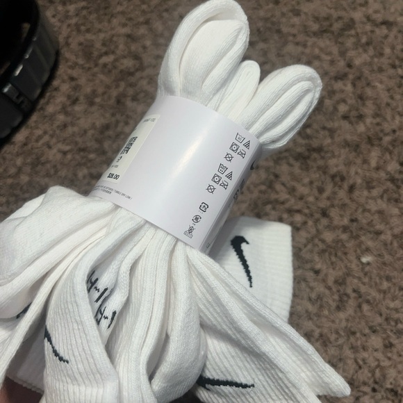 Nike dri fit socks 6 pairs white - Picture 8 of 8